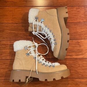 Steve Madden Tan Woman's Hiker Boots, woman’s boots​